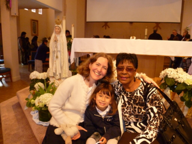 Mother’s Day 2011 of Susan, Briana and Queen Sanders